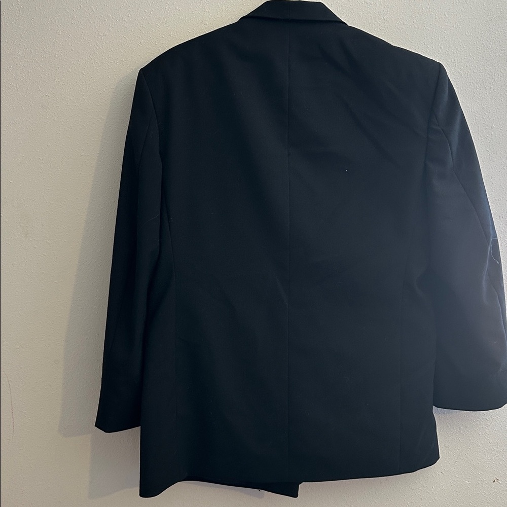 Oscar de la Renta Black Tuxedo Jacket with Satin Trim - Picture 6 of 6